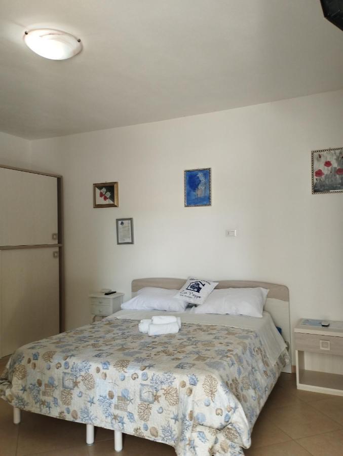 Affitta Camere Zio Peppe San Teodoro  Bagian luar foto