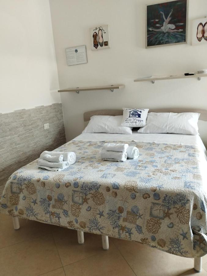 Affitta Camere Zio Peppe San Teodoro  Bagian luar foto